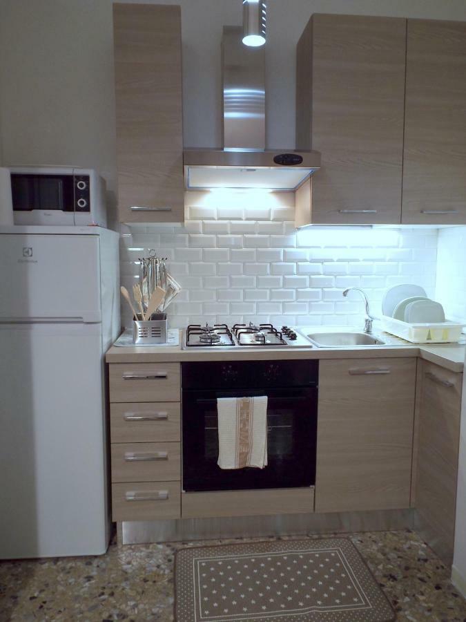 Lacaralele Apartment Milão Exterior foto